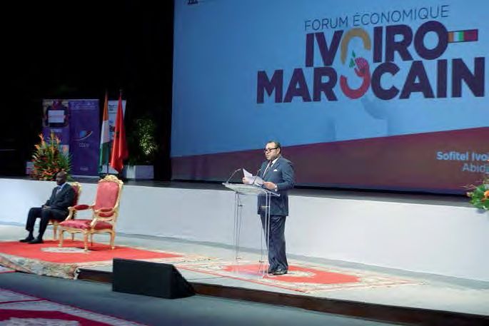 Dans tous les forums, le Roi Mohammed VI appelle la communauté africaine à s’engager dans un processus vertueux de coopération sud-sud. Ici à Abidjan.
