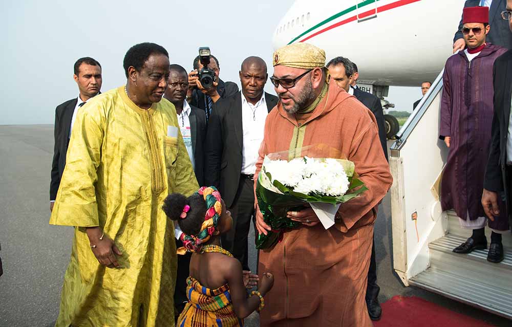 Le Roi Mohammed VI a été a été accueilli par le vice-président ghanéen Mahamudu Bawumia