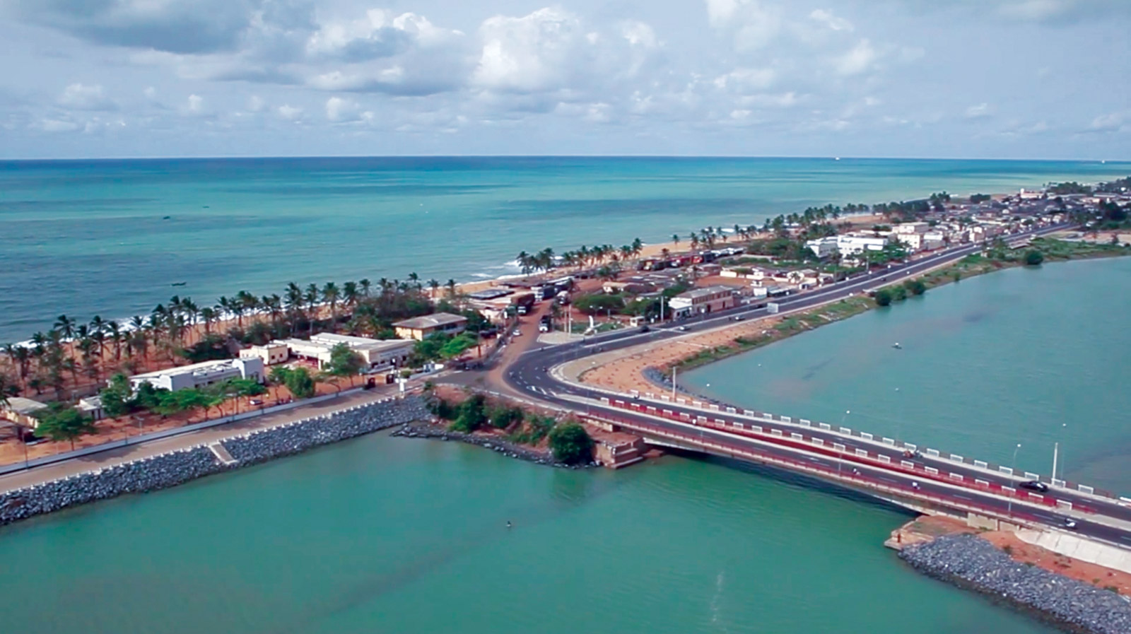 Togo
CREDIT DR