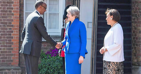 Le président rwandais Paul Kagame et la Première ministre britannique Theresa May. Crédit: DR