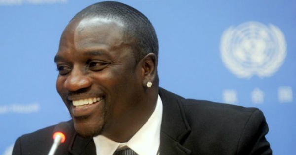 L\'artiste et entrepreneur sénégal-américain Akon. Crédit: DR