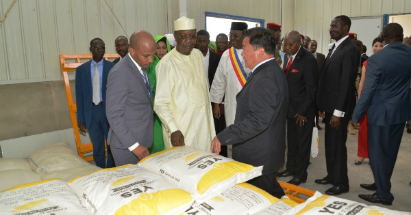 Le président tchadien Idriss Déby Itno à l\'inauguration de la nouvelle usine. Crédit: DR