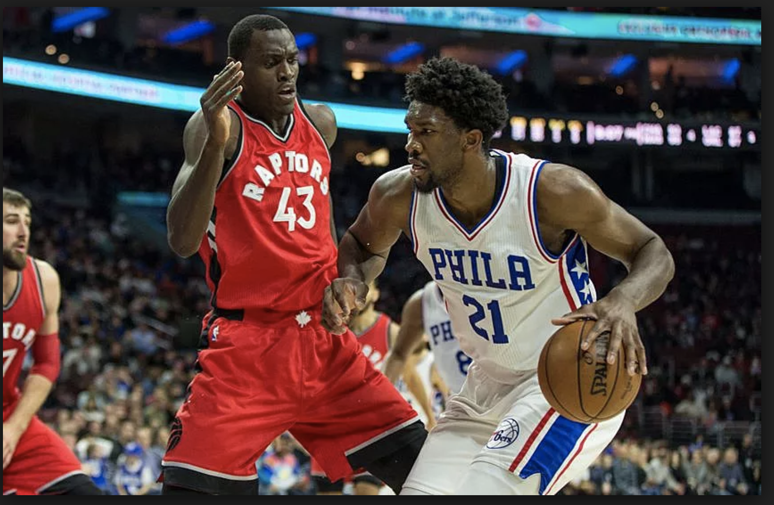 Joël Embiid  et Pascal SiakamnCREDIT DR