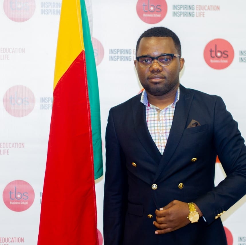 Isaac Sonit, CREDIT DR