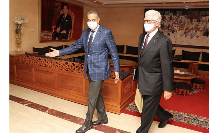 Le directeur de la DGSN et de la DGST, Abdellatif Hammouchi et l’ambassadeur des États-Unis à Rabat, David Fischer.