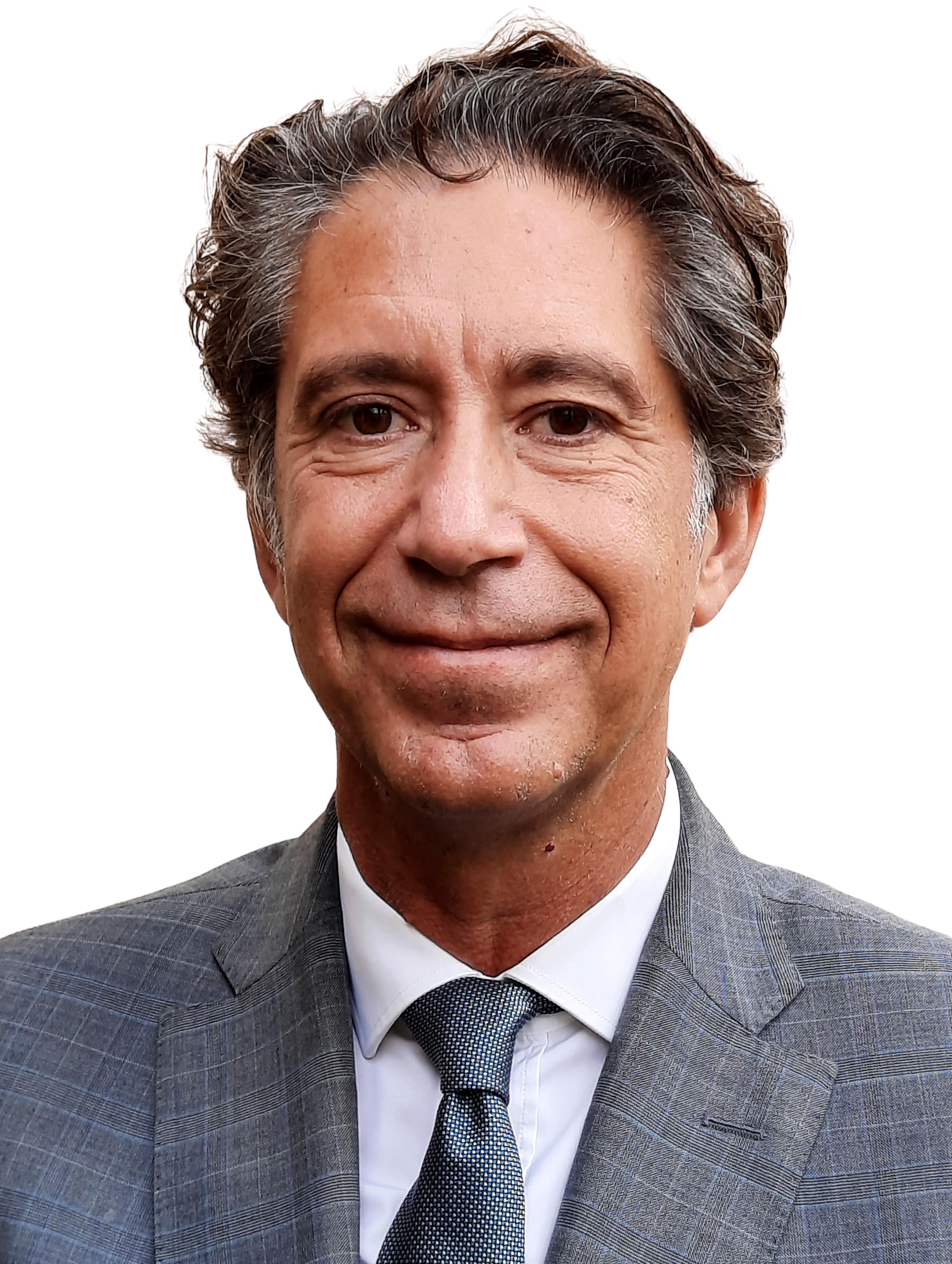 Simon Mizrahi
CREDIT DR