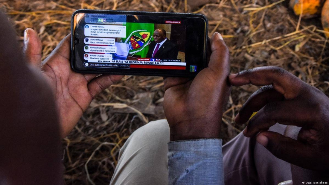 Tanzanian mobile internet user