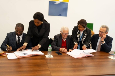 Cérémonie de signature officilisant la restitution des 90 biens colutrels gabonais