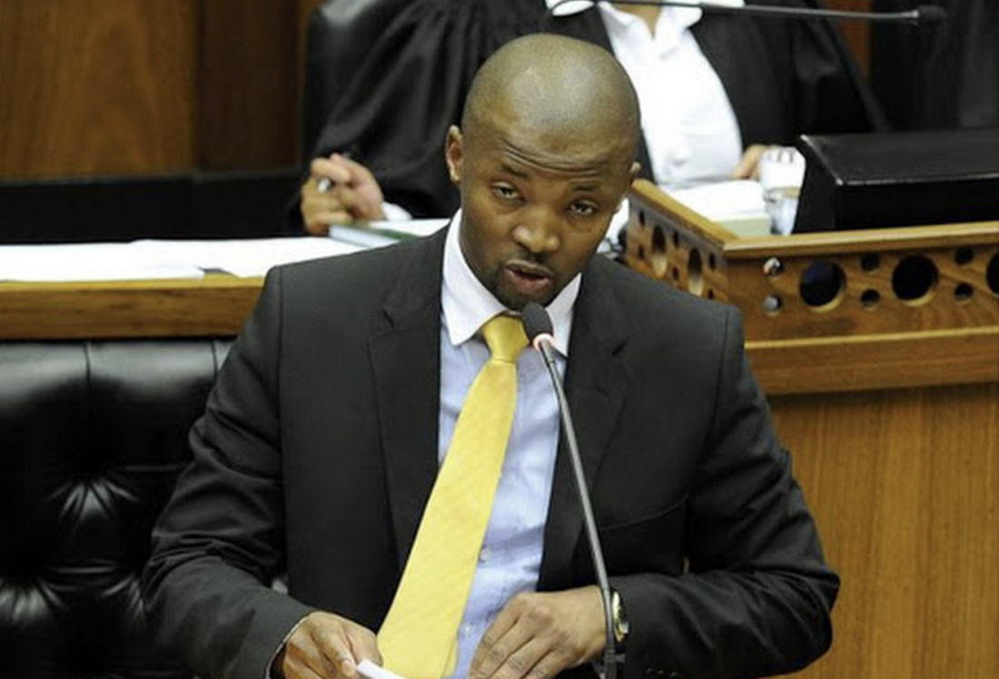 Nqabayomzi Kwankwa
