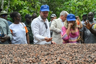 Virginijus Sinkevičius au contact des producteurs
