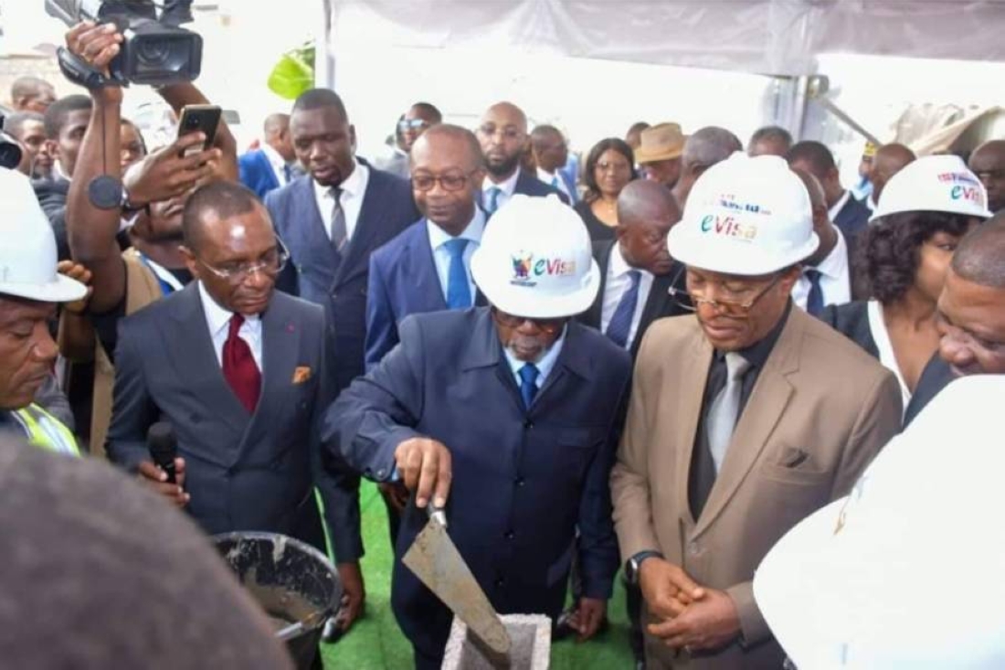 Le ministre camerounais des Relations extérieures, Lejeune Mbella Mbella  au lancement officiel des travaux de construction du Centre de transformation digitale du ministère chargé des Relations extérieures (CTDM-MINREX).