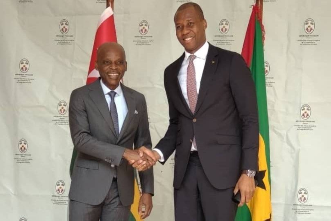 Robert Dussey ministre des affaires étrangères du Togo, et Gareth Haddad do Espiritu Santo Guadalupe, ministre des affaires étrangères, de la coopération et des communautés de Sao Tomé-et-Principe, 