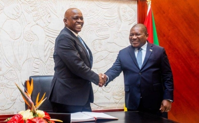 Le président du Botswana Mokgweetsi Masisi  et le président du Mozambique Filipe Nyusi