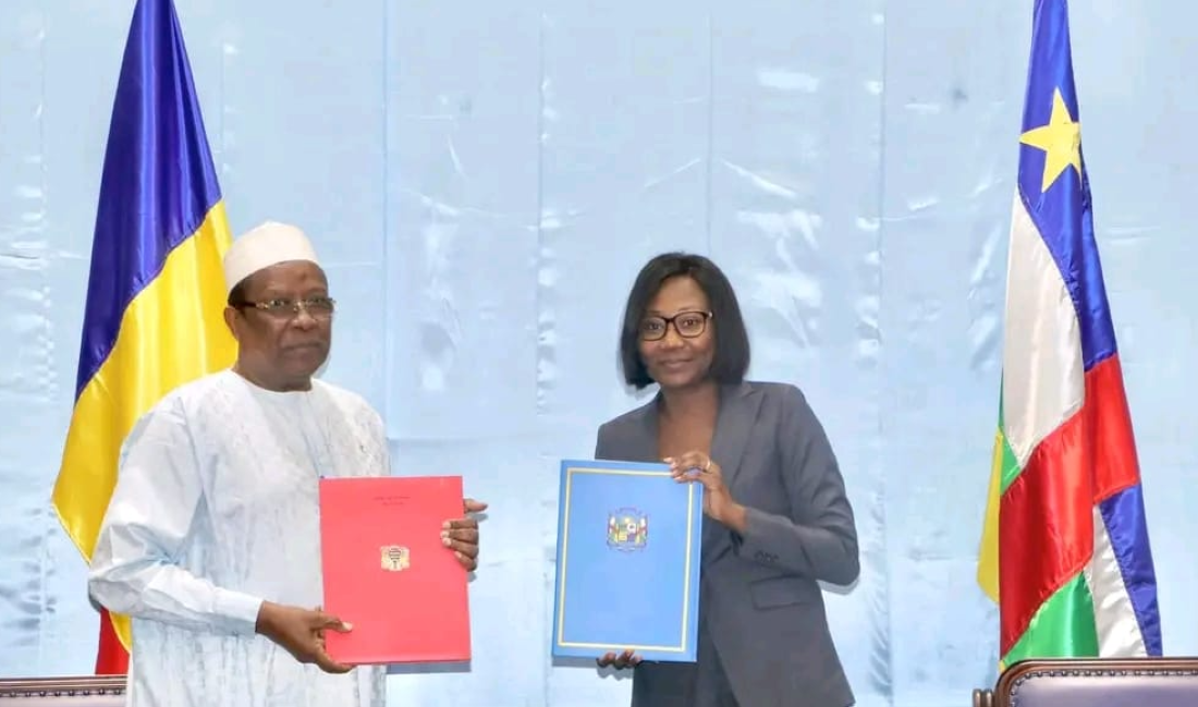 Sylvie BAIPO TEMON, Ministre des Affaires Etrangères, de la Francophonie et des Centrafricains de l’Etranger de la République Centrafricaine et  Abderaman KOULAMALLAH, Ministre d’Etat, Ministre des Affaires Etrangères, de l’Intégration Africaine, de la Coopération Internationale et des Tchadiens de l’Etranger, Porte-Parole du Gouvernement de la République du Tchad.