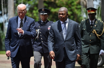 Le président américain Joe Biden et le président angolais Joao Lourenço 