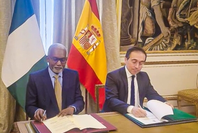 Le ministre des Affaires étrangères nigérian, Yusuf Tuggar, et son homologue espagnol, José Albares,