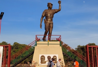 La statue de Thomas Sankara à Ouagadougou