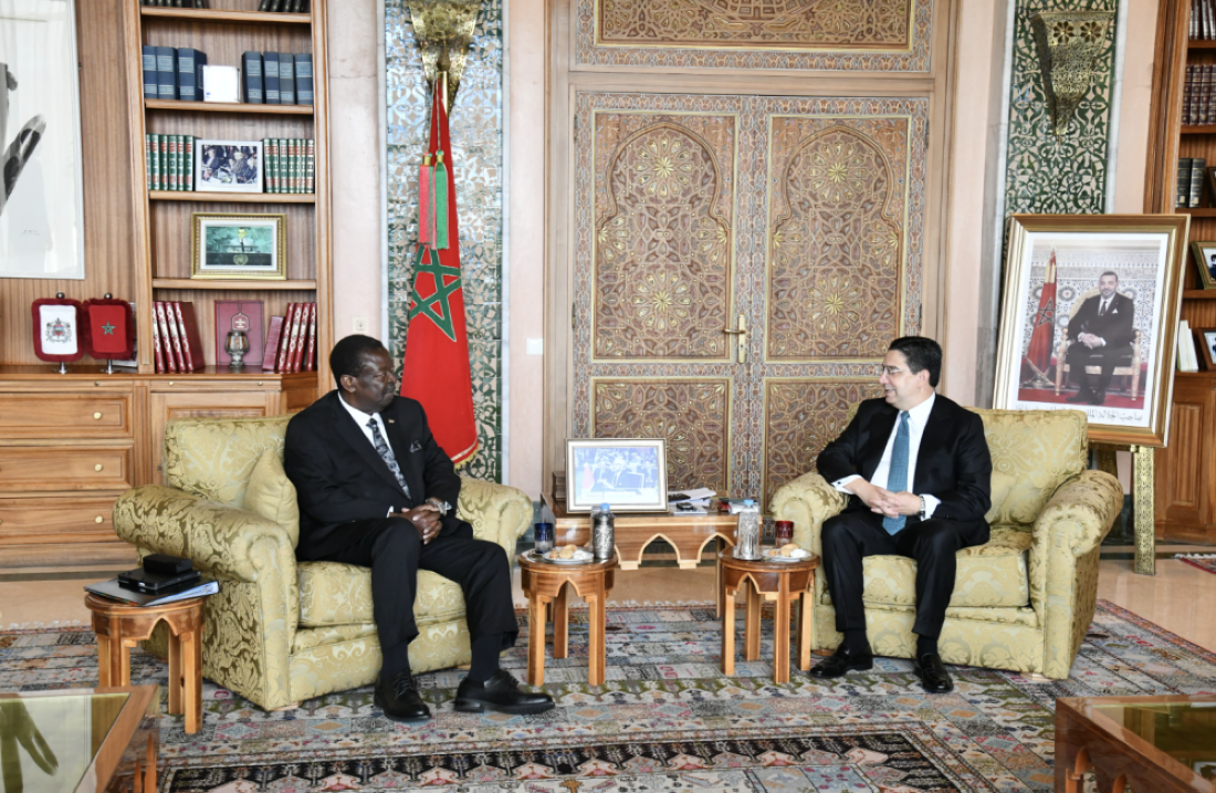Nasser Bourita s'entretenant avec Musalia Mudavadi