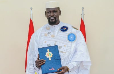 Mamadi doumbouya, le 26 juin 2025, lors de la cérémonie de remise du projet de nouvelle Constitution