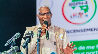 Le Premier ministre Amadou Oury Bah procédant au lancement officiel du dénombrement principal du 4ᵉ Recensement Général de la Population et de l’Habitation (RGPH-4).