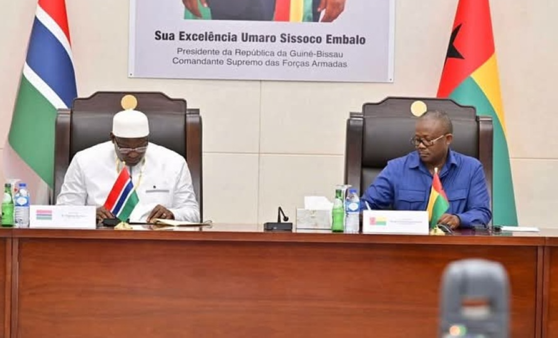 Les chefs d'Etat Umaro Sissoco Embalo, de Guinée-Bissau, et Adama Barrow, de Gambie,