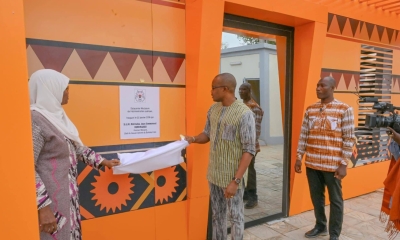 Le Premier ministre du Burkina Faso, Rimtalba Jean Emmanuel Ouédraogo, lors de l'inauguration à Ouagadougou, deux mini-data centers de l'administration publique 