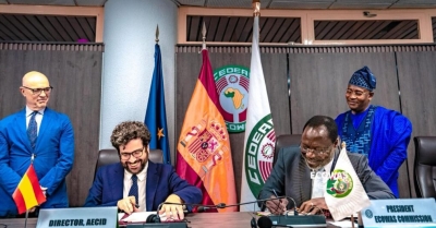 Le Président de la Commission de la CEDEAO, Dr Omar Alieu Touray et le Directeur de l’AECID, Antón Leis García