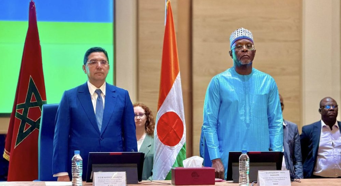 Le ministre des Affaires étrangères, de la Coopération africaine et des Marocains résidant à l’étranger, Nasser Bourita, et Bakary Yaou Sangaré, ministre des Affaires étrangères, de la Coopération et des Nigériens à l’extérieur,