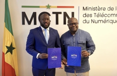 Le ministre Alioune Sall et le représentant résident du PNUD, Njoya Tikum