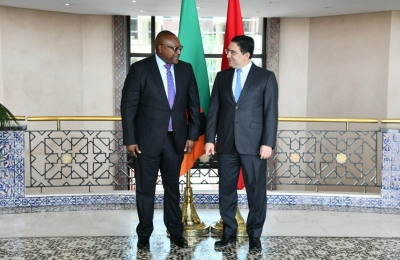 Le ministre zambien des Affaires étrangères et de la Coopération internationale, Mulambo Haimbe, et le ministre des Affaires étrangères, Nasser Bourita